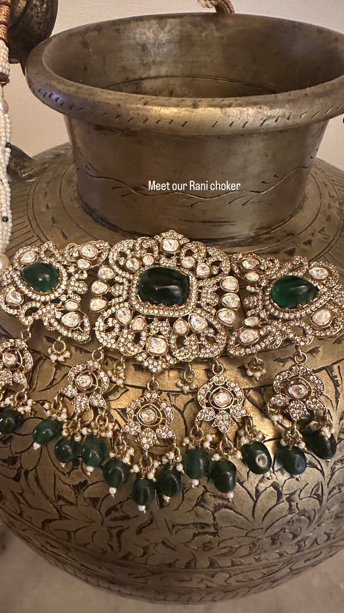 Emerald Choker set with Earrings