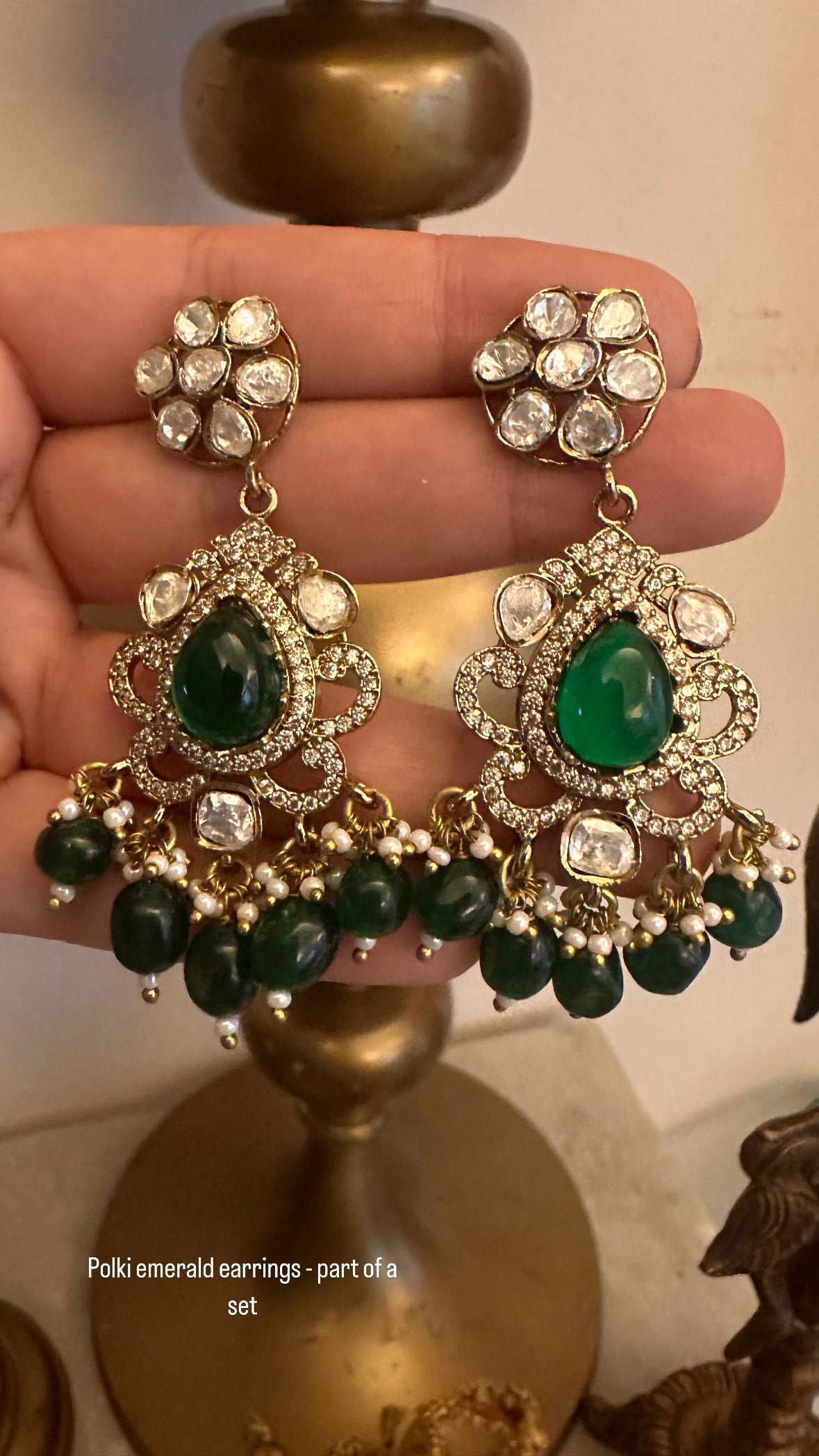 Emerald Choker set with Earrings