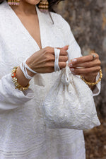 Load image into Gallery viewer, Ek Tar Chikankari Set
