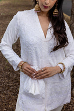 Load image into Gallery viewer, Ek Tar Chikankari Set
