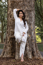 Load image into Gallery viewer, Ek Tar Chikankari Set
