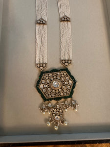 Long emerald and pearl rani haar set