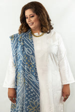 Load image into Gallery viewer, Grey bandhani pure georgette dupatta
