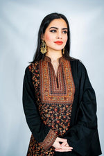 Load image into Gallery viewer, Black winter kanni suit

