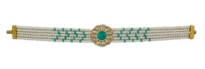 Pearl choker with turquoise stone